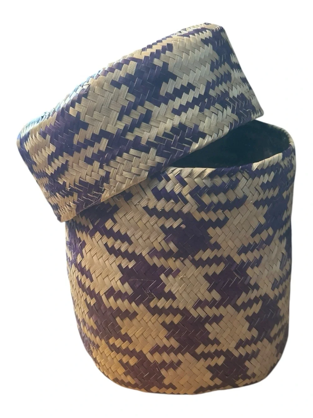 GlobeIn Handwoven Basket w Lid Emilia Garcia Martinez Oaxaca Mexico Purple